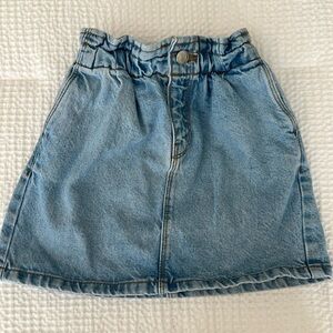 Zara kids denim skirt. Size 6 with elastic waistband. Perfect condition.